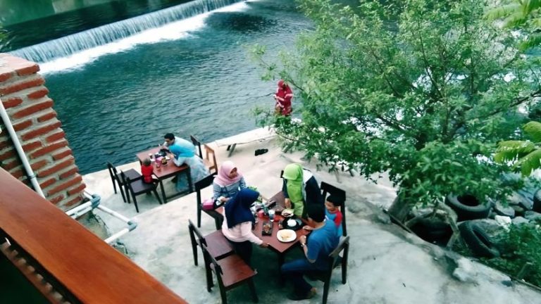 Daftar Cafe Hits Jogja: Tempat Nongkrong Paling Estetik